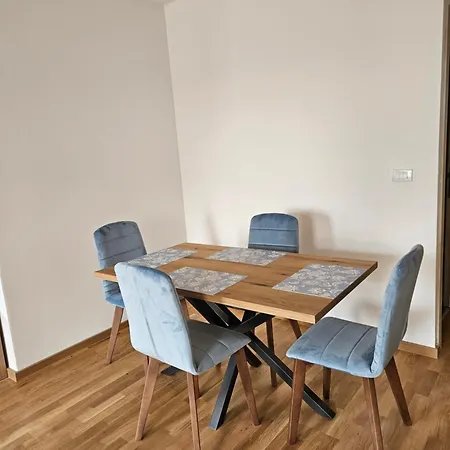 Beliv Apartman Stari Banovci Exteriör bild