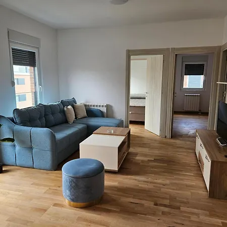 Beliv Apartman Stari Banovci Exteriör bild